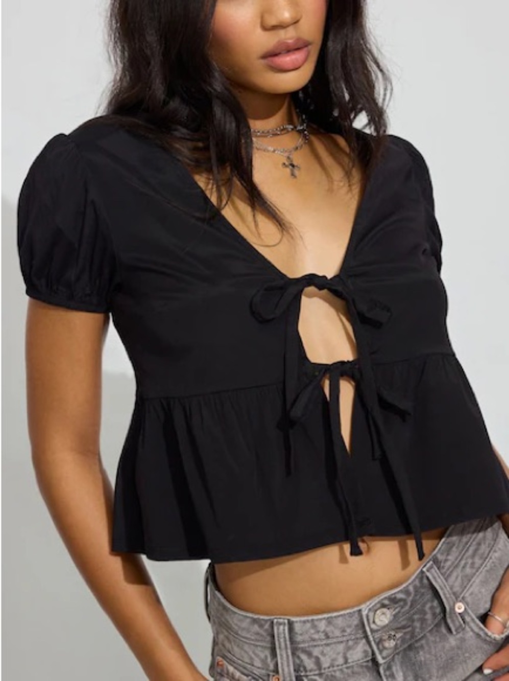 Feminine tie-front top